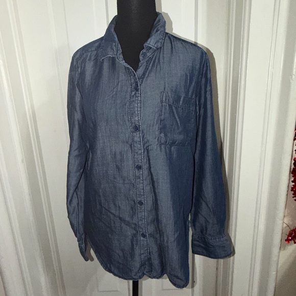 Liz Claiborne Tops - Women's size medium Liz Claiborne Blue shirt, top, blouse